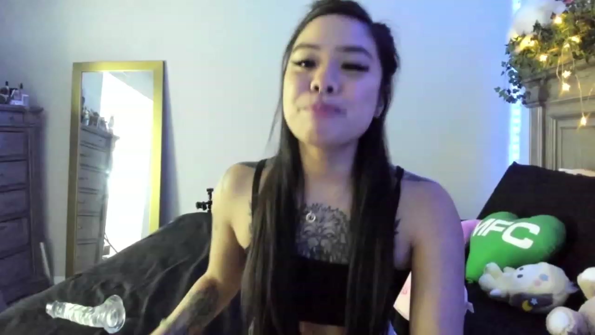 Gallery image thumbnail from dolllface's myfreecams stream on, 05/28/2023, 08:58 image 7 of 20