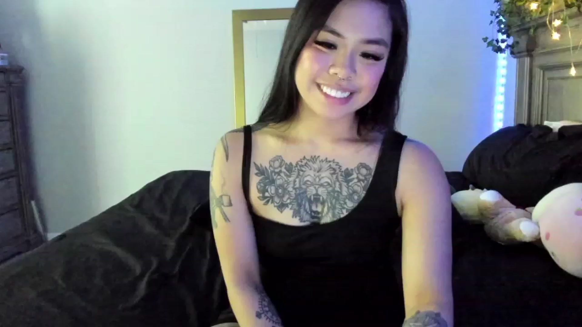 Gallery image thumbnail from dolllface's myfreecams stream on, 05/29/2023, 09:42 image 4 of 20