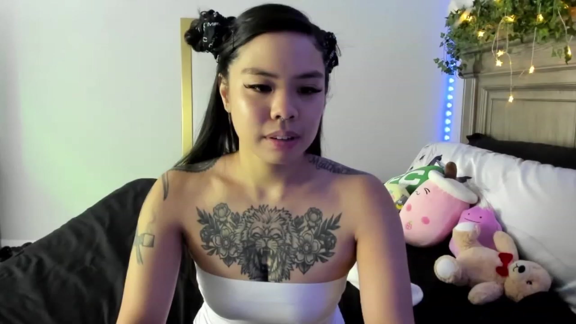Gallery image thumbnail from dolllface's myfreecams stream on, 06/06/2023, 09:41 image 17 of 20