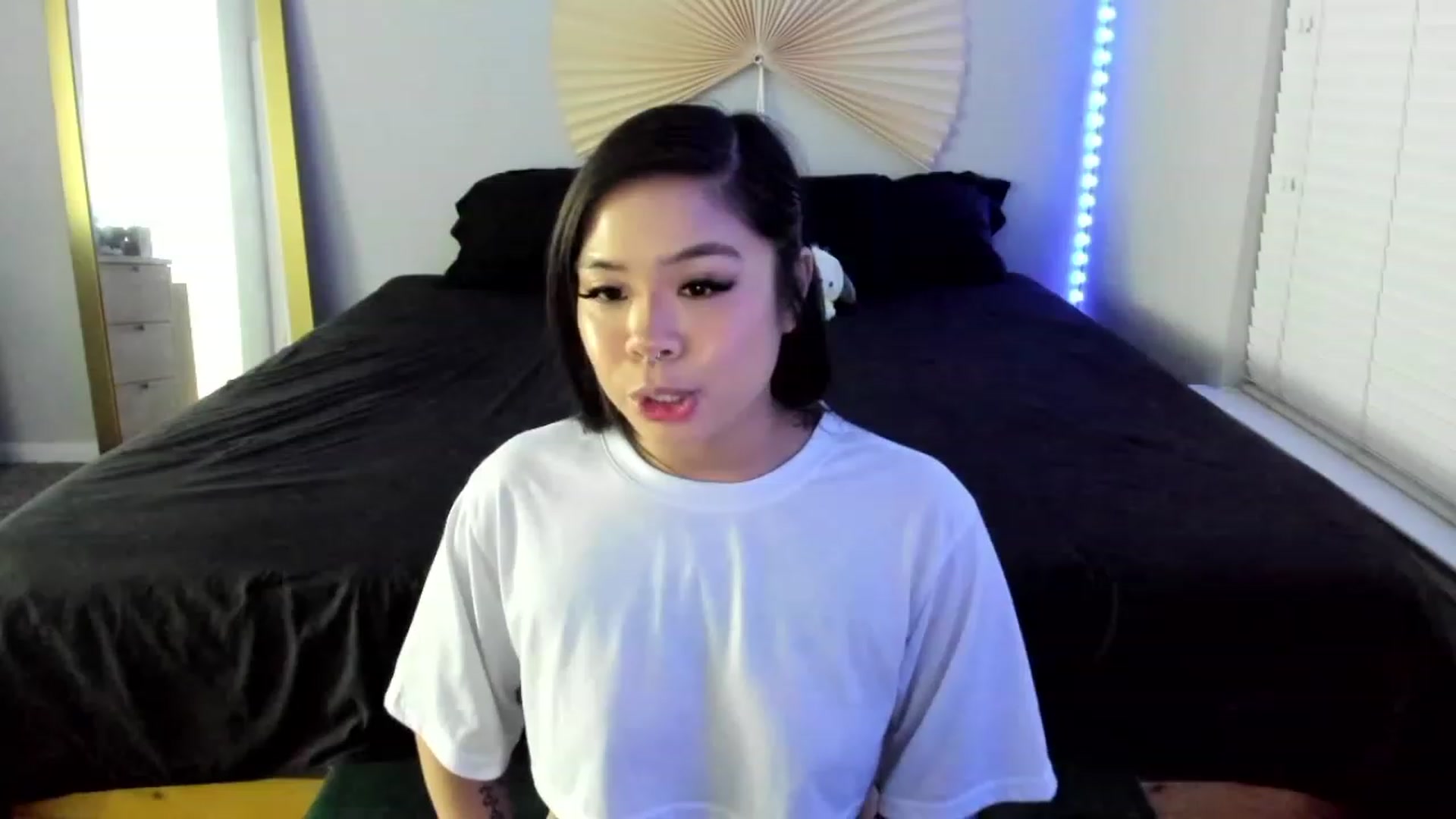 Gallery image thumbnail from dolllface's myfreecams stream on, 08/01/2023, 07:27 image 1 of 20