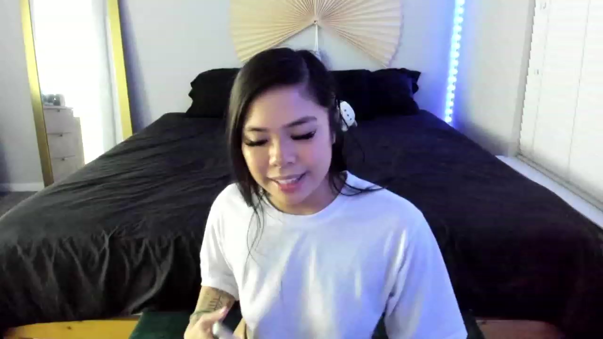 Gallery image thumbnail from dolllface's myfreecams stream on, 08/01/2023, 09:03 image 14 of 20