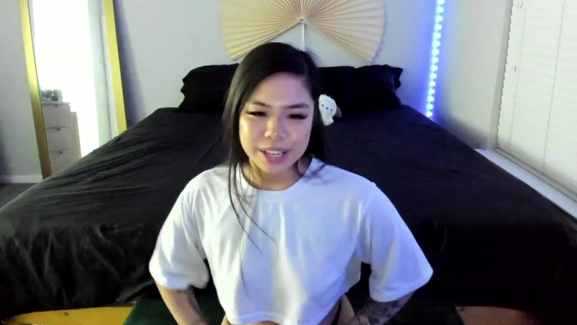 Gallery image thumbnail from dolllface's myfreecams stream on, 08/01/2023, 09:03 image 4 of 20