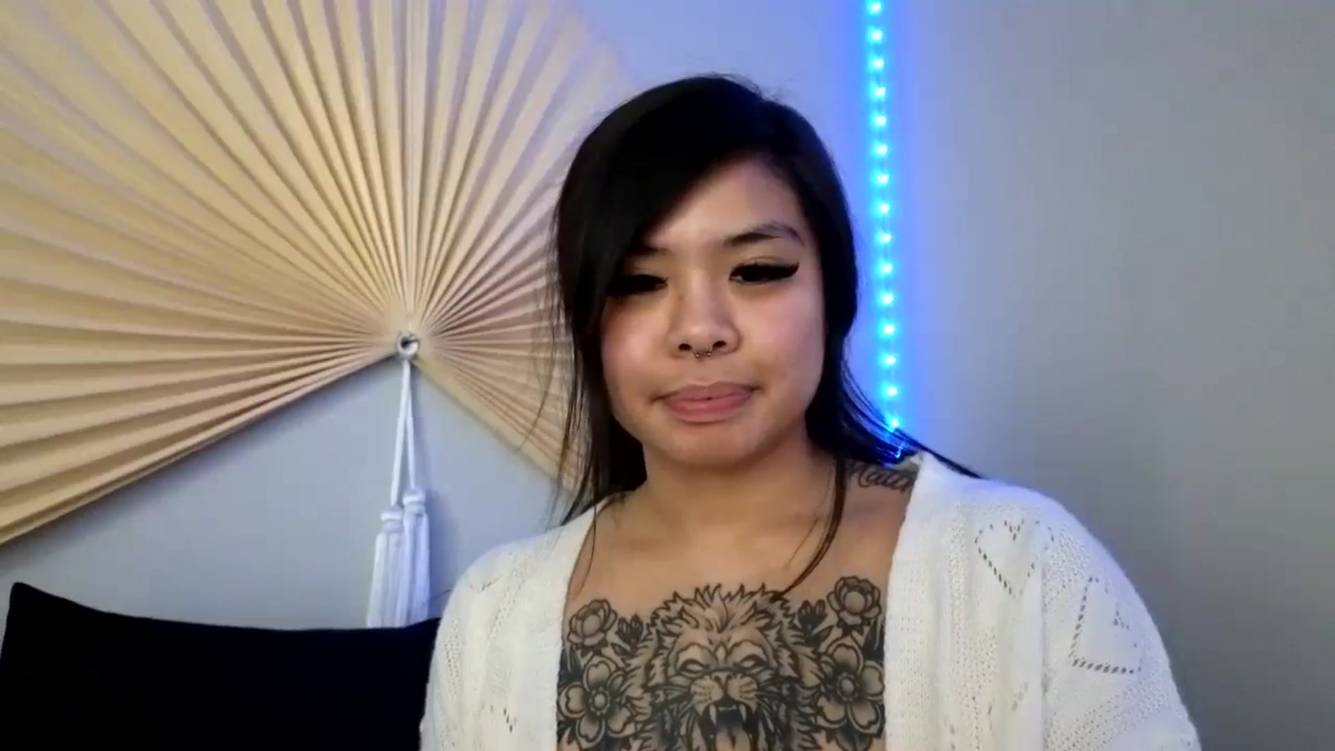 Gallery image thumbnail from dolllface's myfreecams stream on, 08/03/2023, 08:53 image 7 of 20