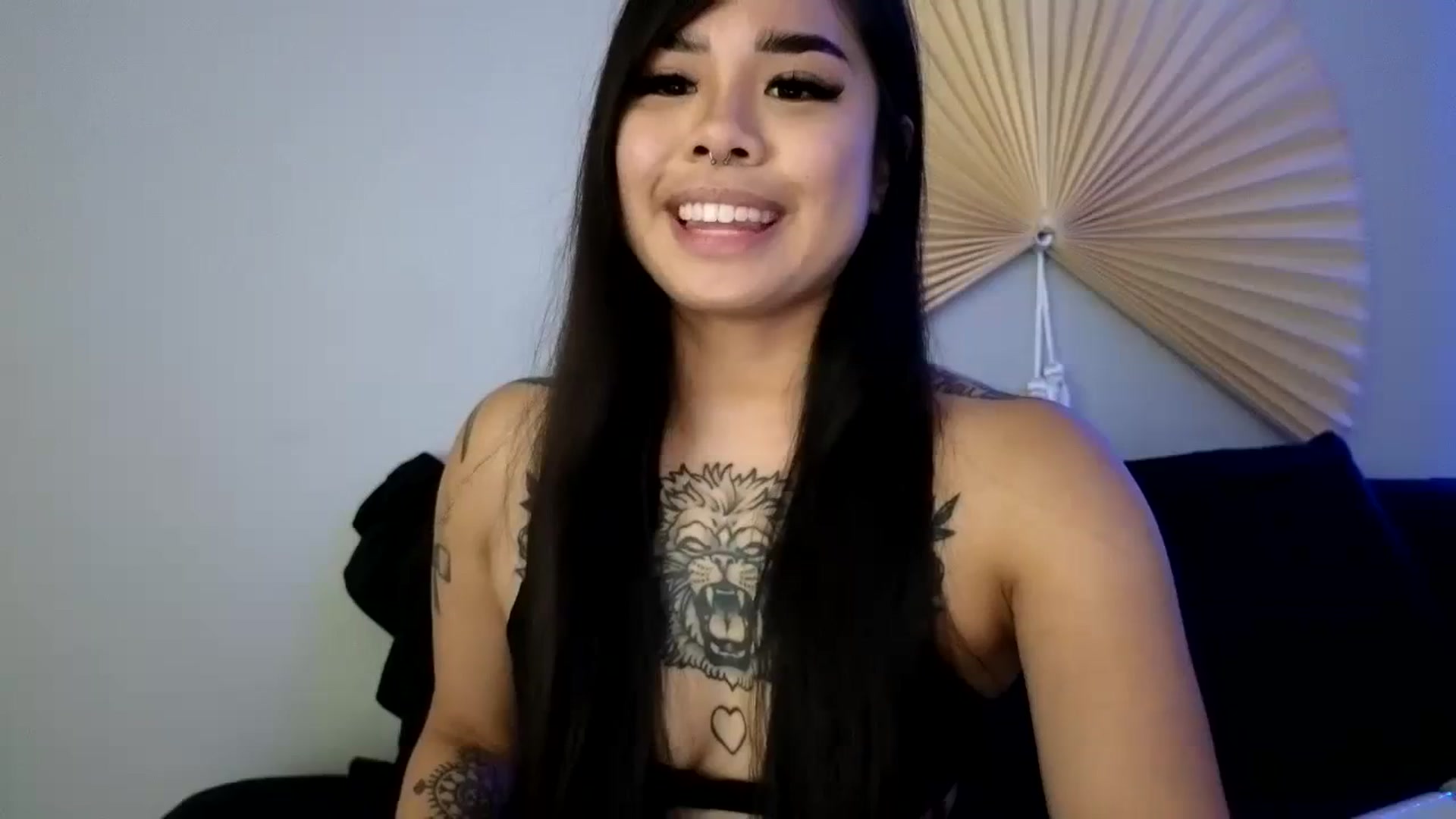 Gallery image thumbnail from dolllface's myfreecams stream on, 08/04/2023, 07:57 image 13 of 20