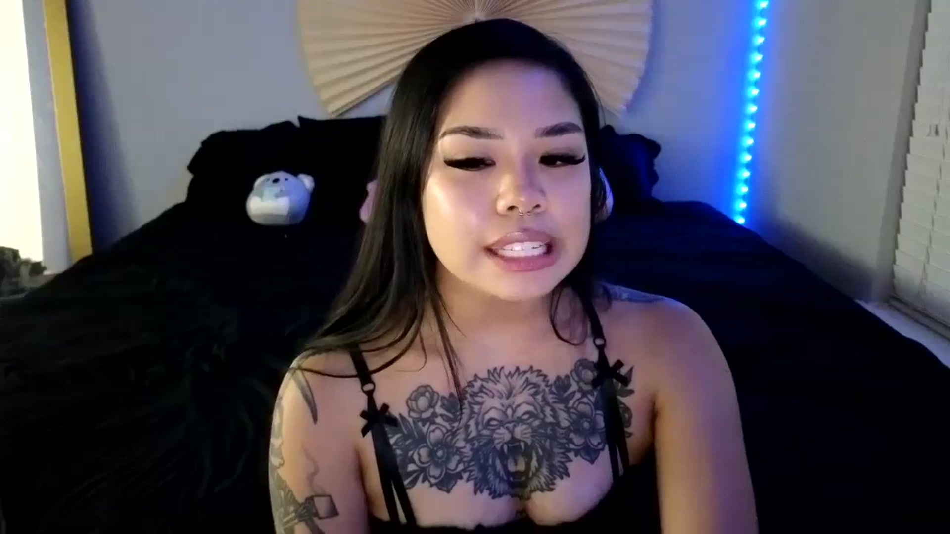 Gallery image thumbnail from dolllface's myfreecams stream on, 08/07/2023, 07:09 image 6 of 20