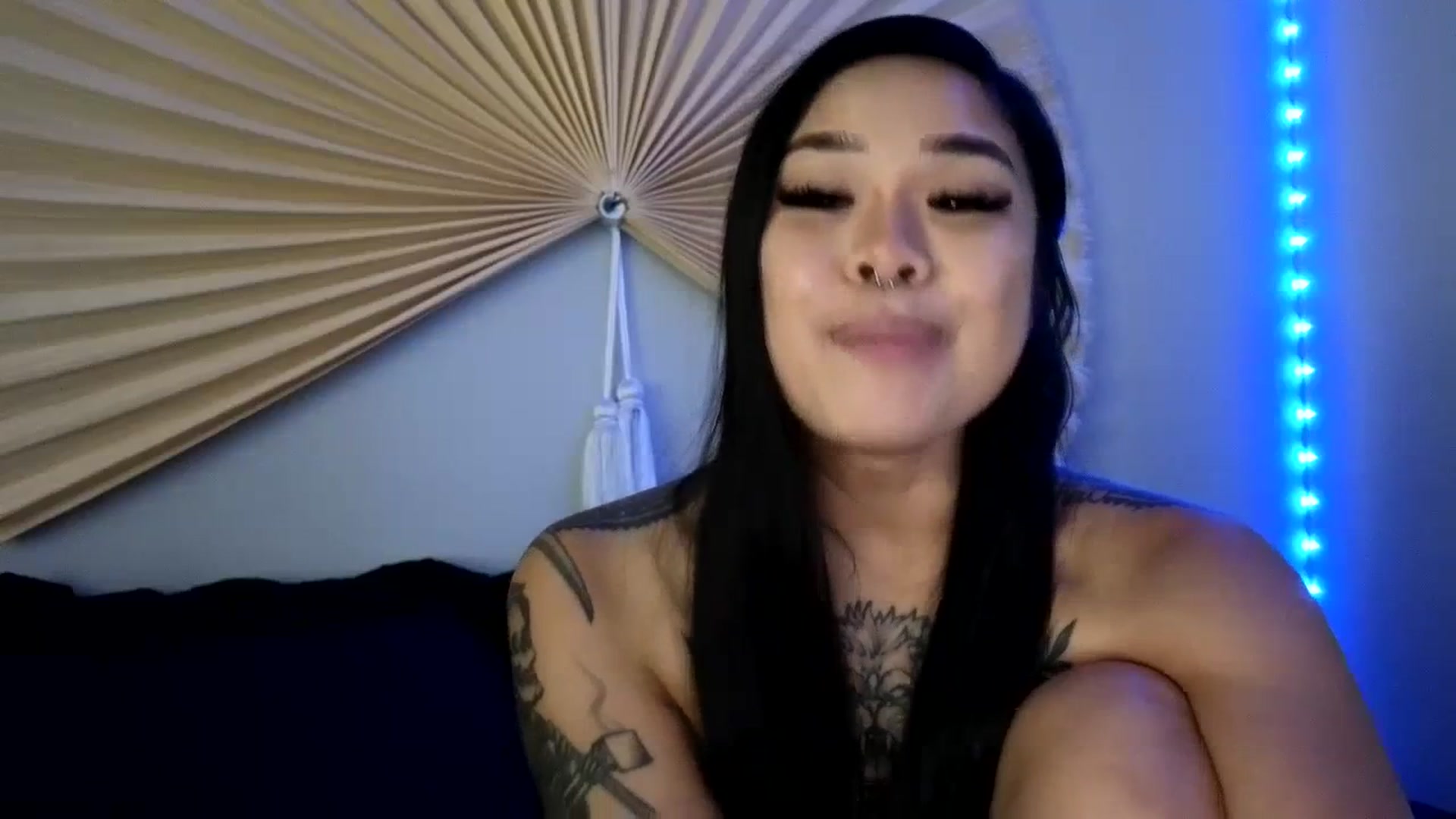 Gallery image thumbnail from dolllface's myfreecams stream on, 08/07/2023, 10:08 image 2 of 20