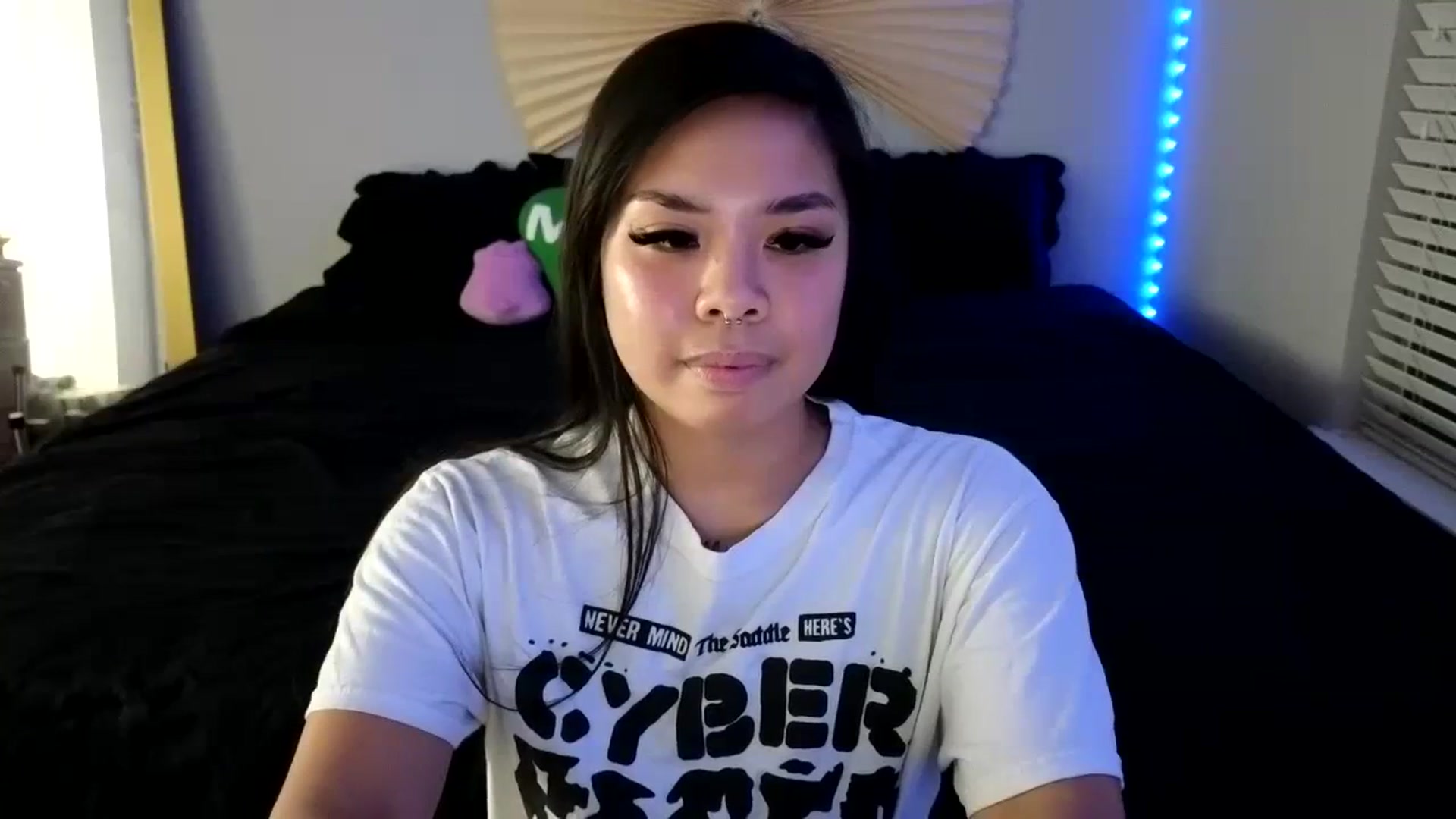 Gallery image thumbnail from dolllface's myfreecams stream on, 08/09/2023, 13:01 image 3 of 20