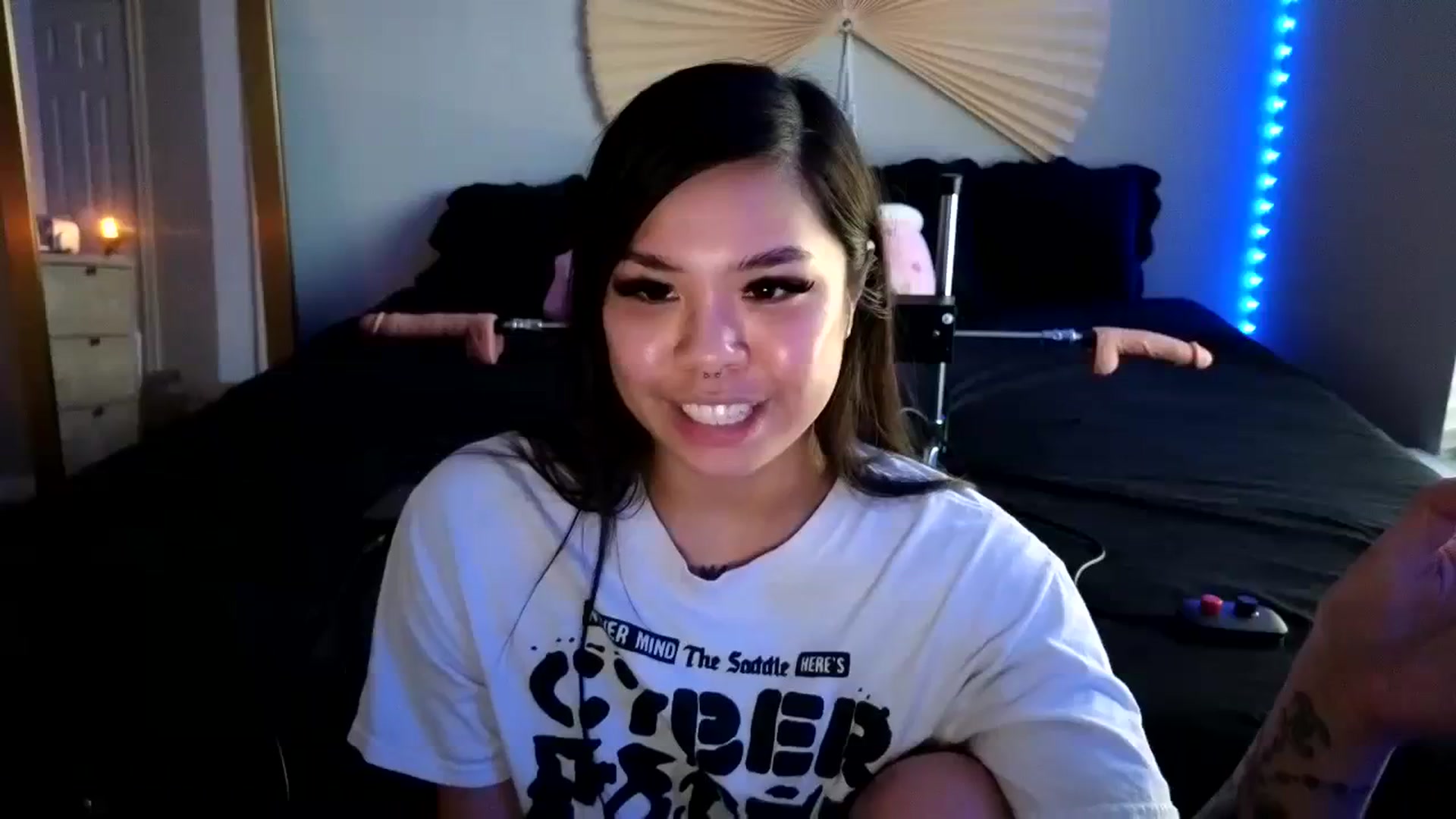 Gallery image thumbnail from dolllface's myfreecams stream on, 08/09/2023, 13:01 image 20 of 20