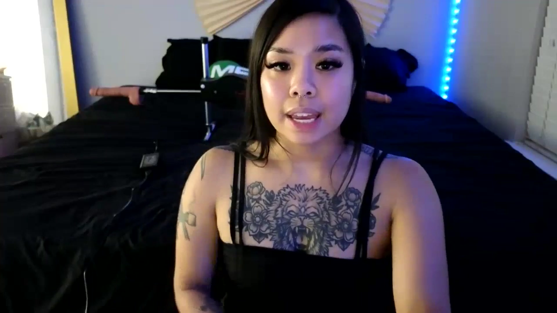 Gallery image thumbnail from dolllface's myfreecams stream on, 08/10/2023, 08:49 image 2 of 20
