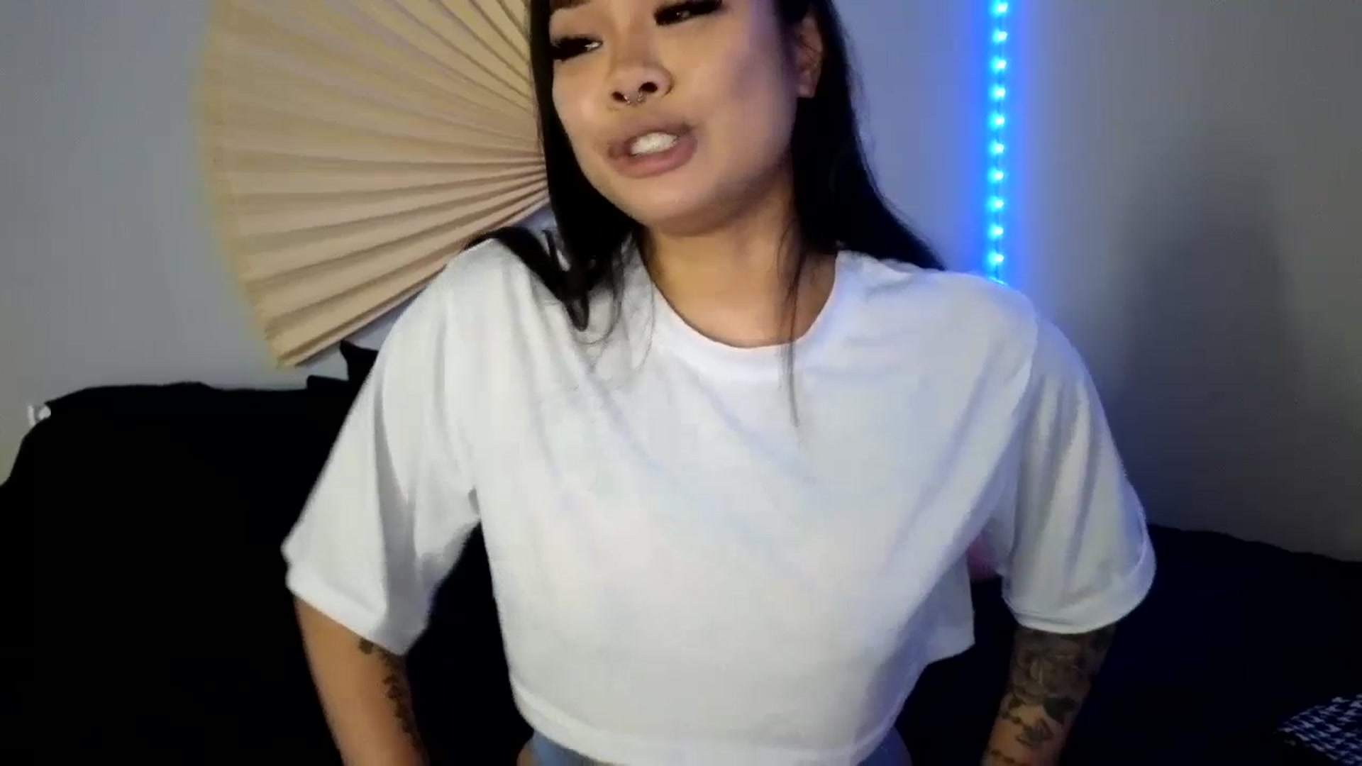 Gallery image thumbnail from dolllface's myfreecams stream on, 08/11/2023, 08:06 image 11 of 20