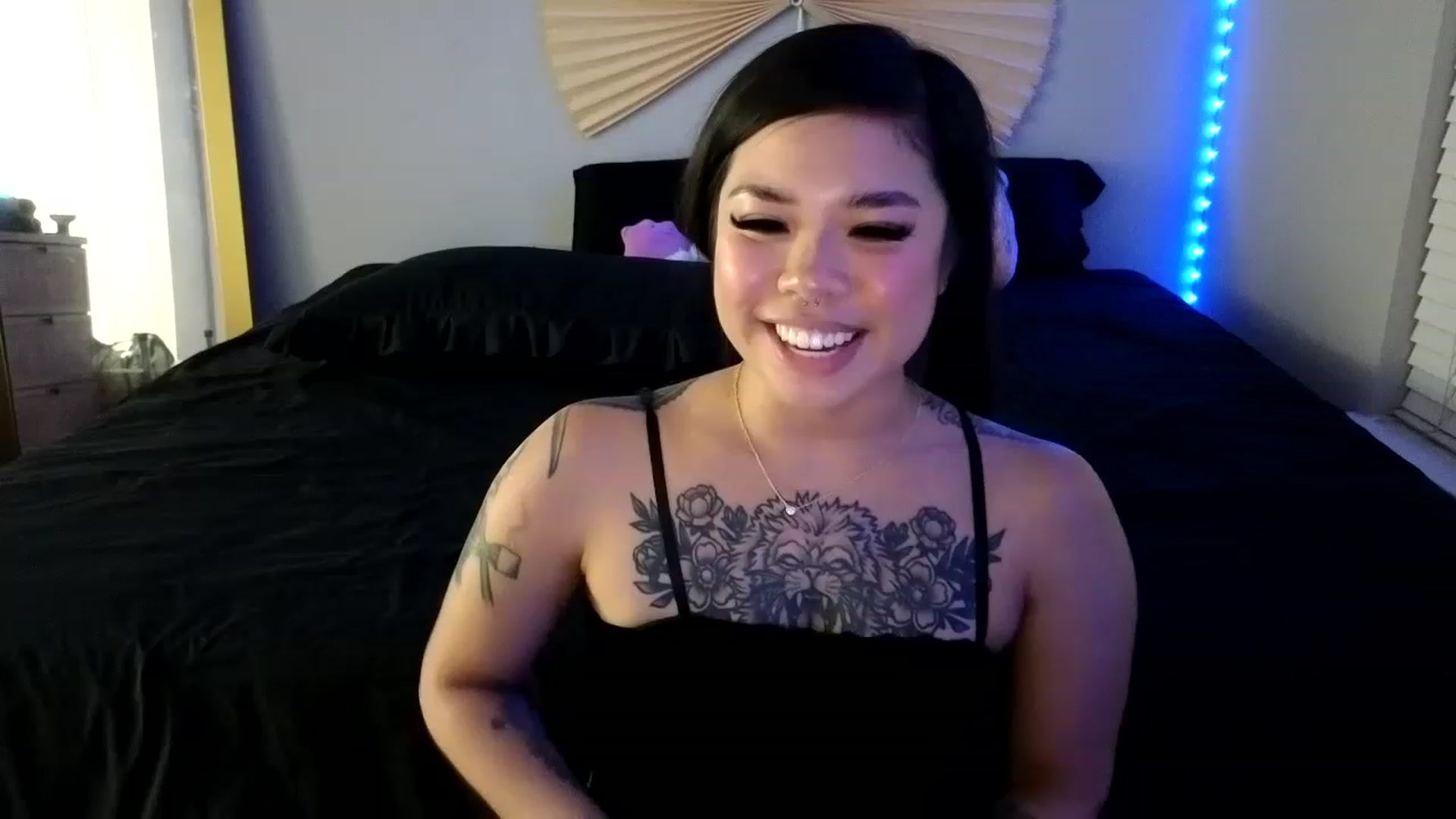 Gallery image thumbnail from dolllface's myfreecams stream on, 08/12/2023, 08:59 image 1 of 20