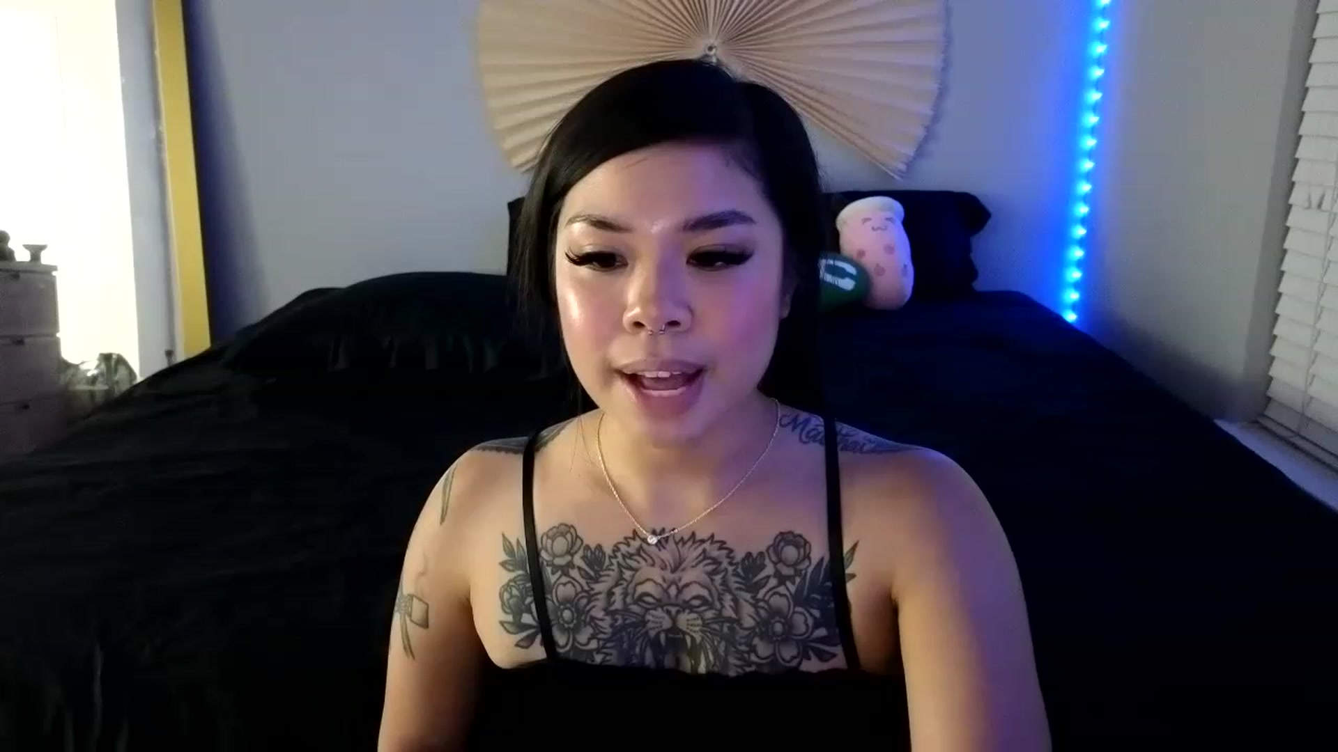 Gallery image thumbnail from dolllface's myfreecams stream on, 08/12/2023, 08:59 image 2 of 20
