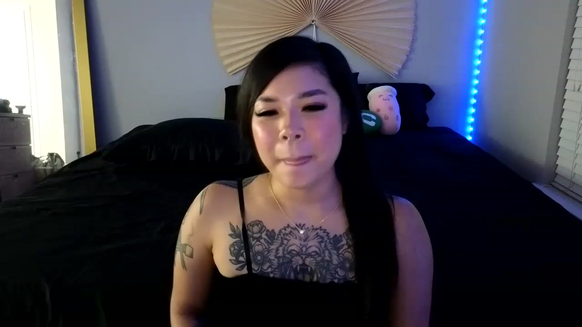 Gallery image thumbnail from dolllface's myfreecams stream on, 08/12/2023, 08:59 image 6 of 20
