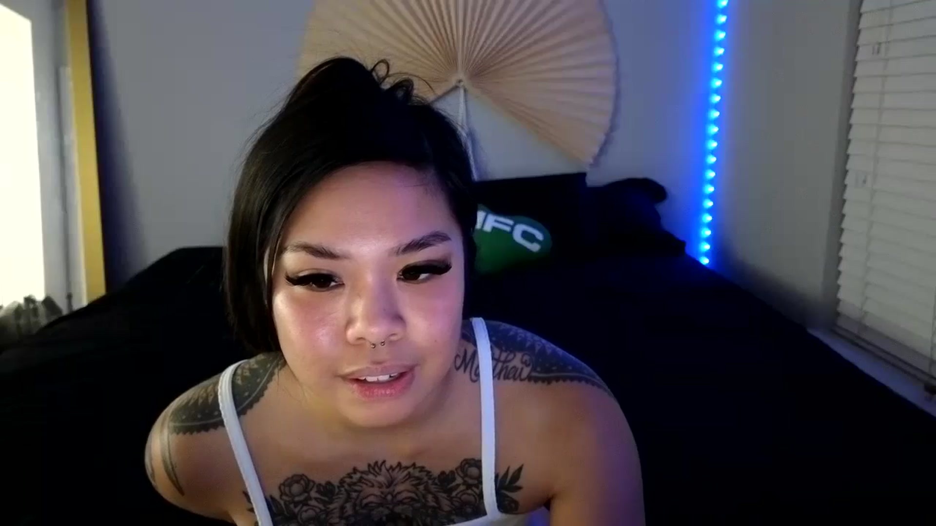 Gallery image thumbnail from dolllface's myfreecams stream on, 08/14/2023, 08:15 image 13 of 20