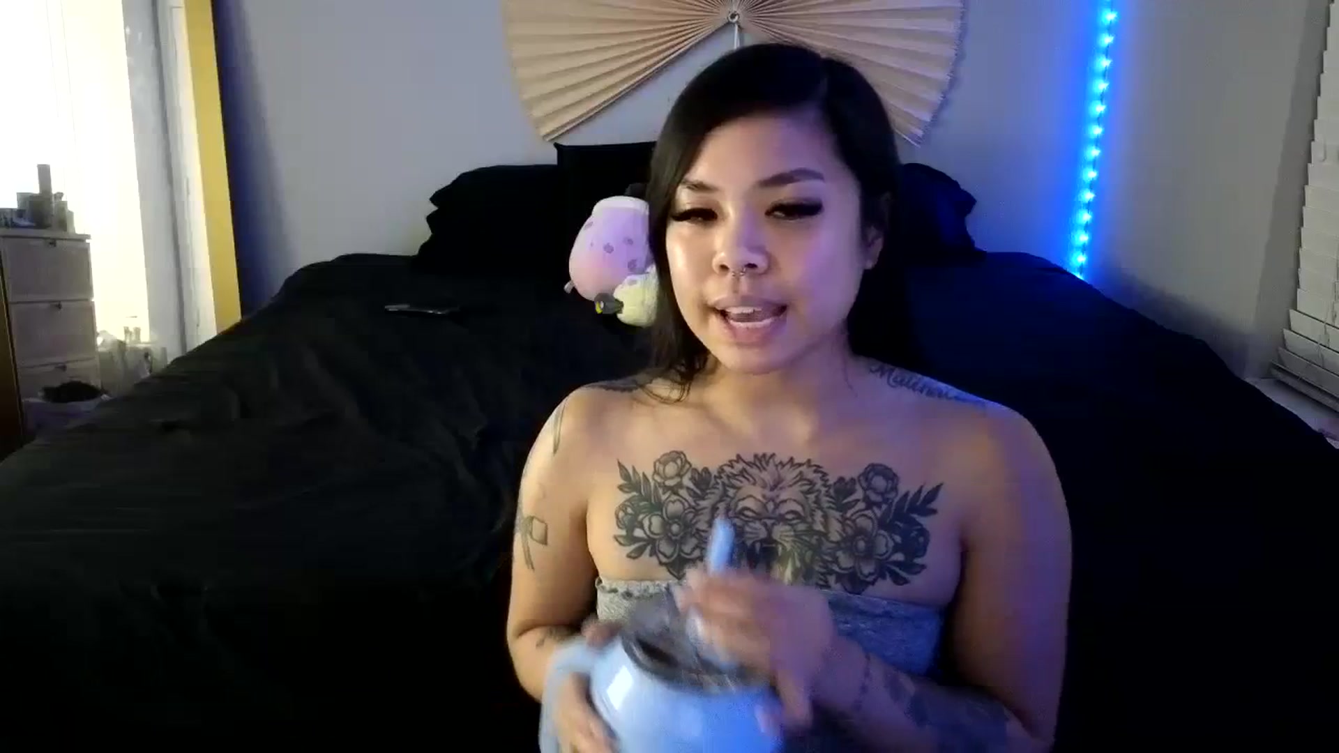 Gallery image thumbnail from dolllface's myfreecams stream on, 08/16/2023, 09:54 image 10 of 20