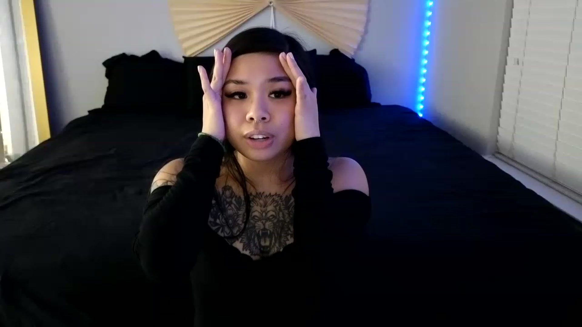 Gallery image thumbnail from dolllface's myfreecams stream on, 08/17/2023, 09:15 image 14 of 20