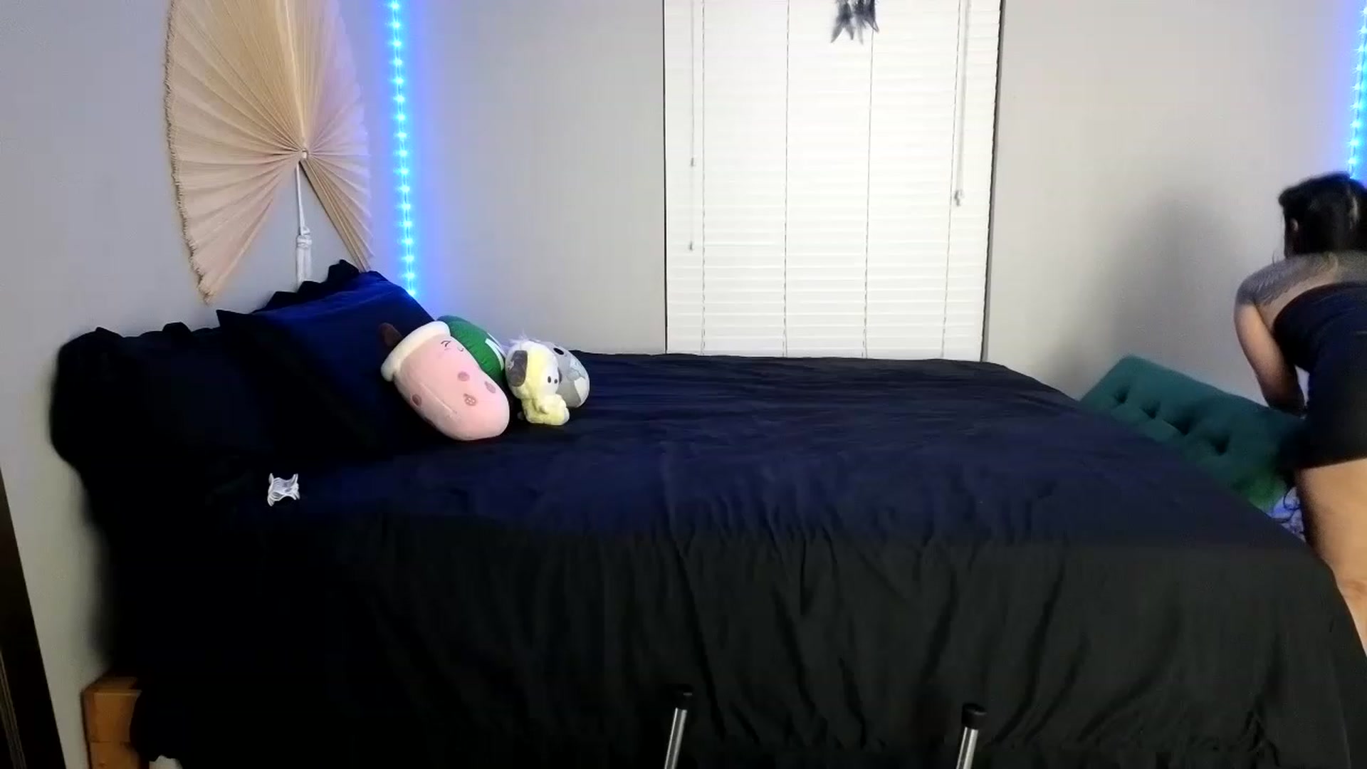 Gallery image thumbnail from dolllface's myfreecams stream on, 08/18/2023, 07:26 image 18 of 20
