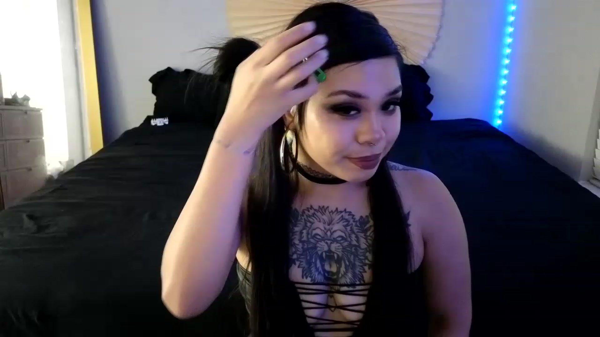 Gallery image thumbnail from dolllface's myfreecams stream on, 08/18/2023, 07:26 image 10 of 20