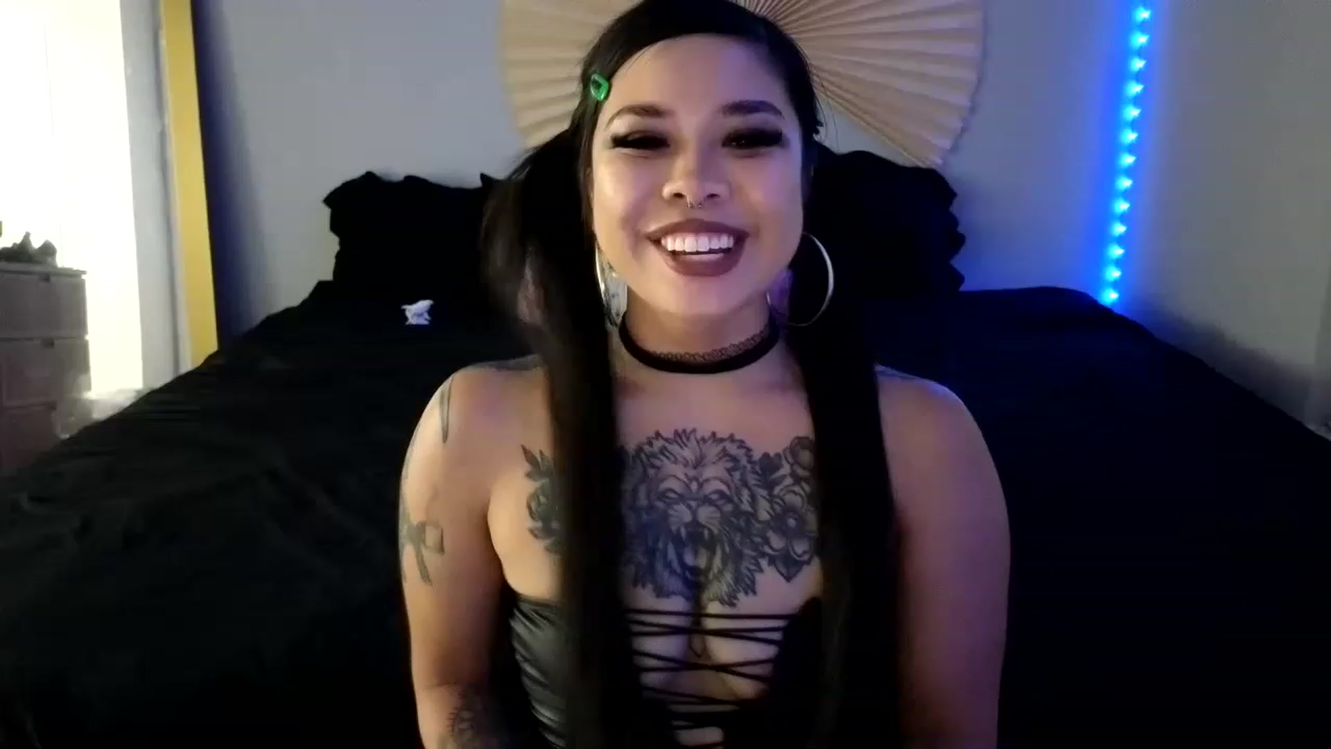 Gallery image thumbnail from dolllface's myfreecams stream on, 08/18/2023, 08:57 image 13 of 20