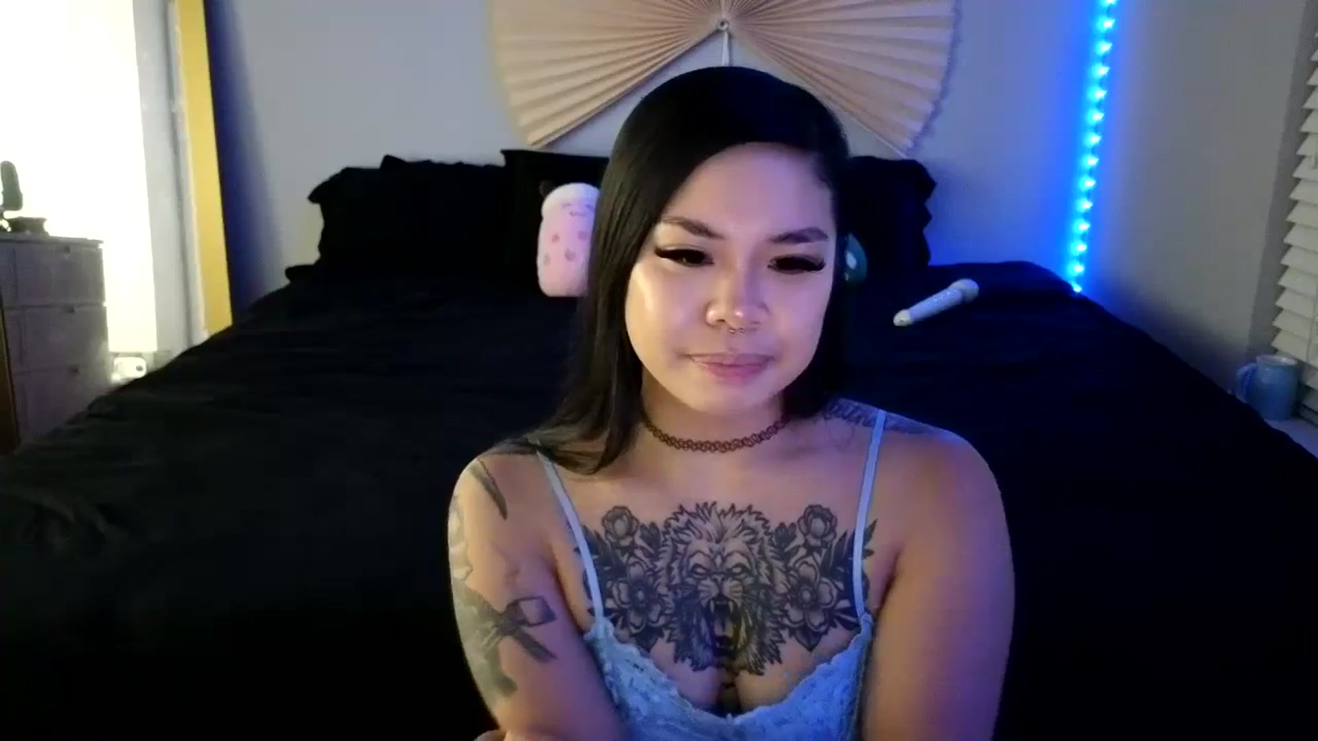 Gallery image thumbnail from dolllface's myfreecams stream on, 08/19/2023, 08:47 image 14 of 20