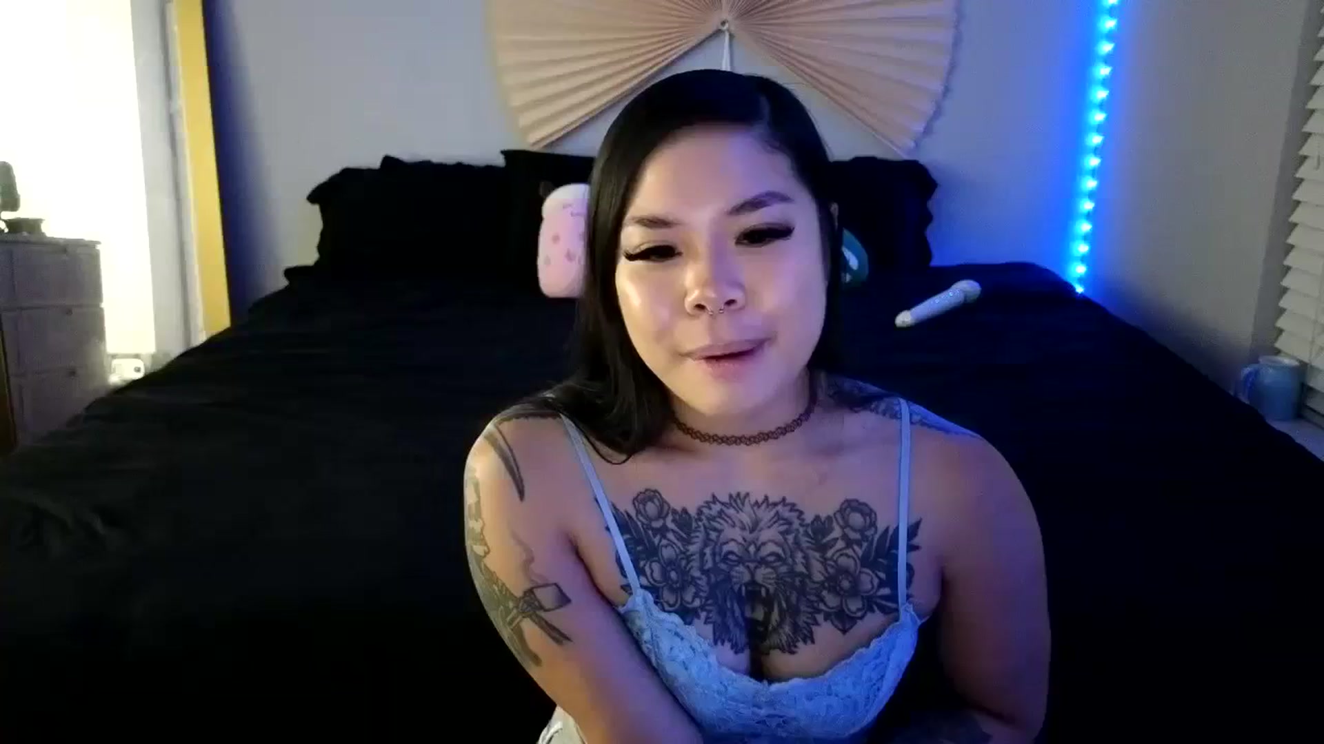 Gallery image thumbnail from dolllface's myfreecams stream on, 08/19/2023, 08:47 image 13 of 20