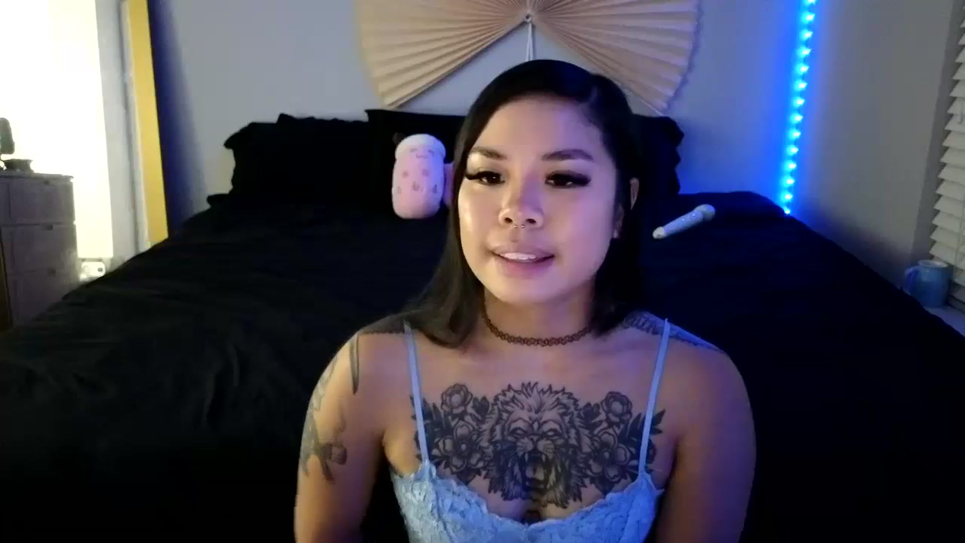 Gallery image thumbnail from dolllface's myfreecams stream on, 08/19/2023, 08:47 image 20 of 20