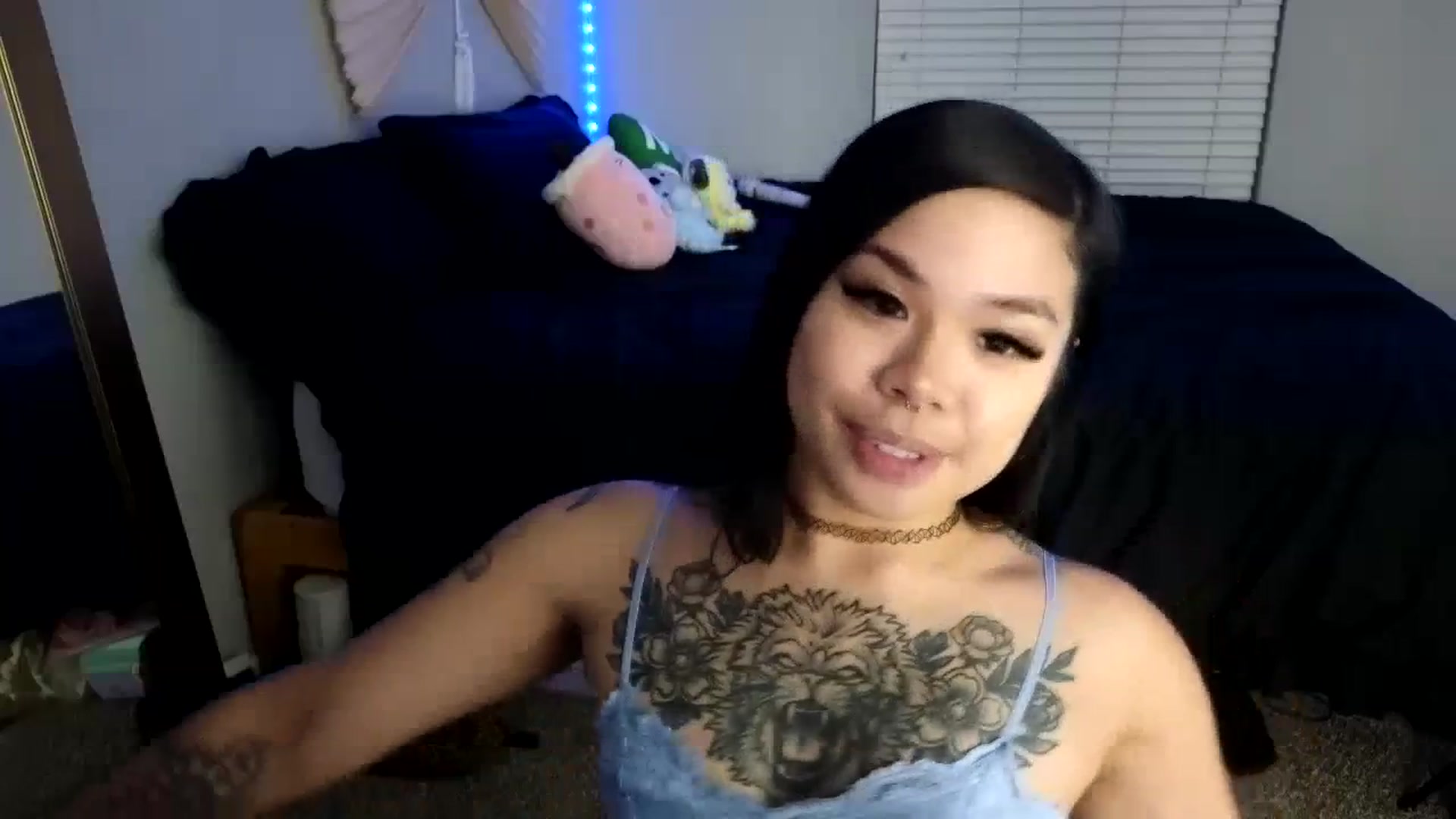 Gallery image thumbnail from dolllface's myfreecams stream on, 08/19/2023, 10:14 image 12 of 20