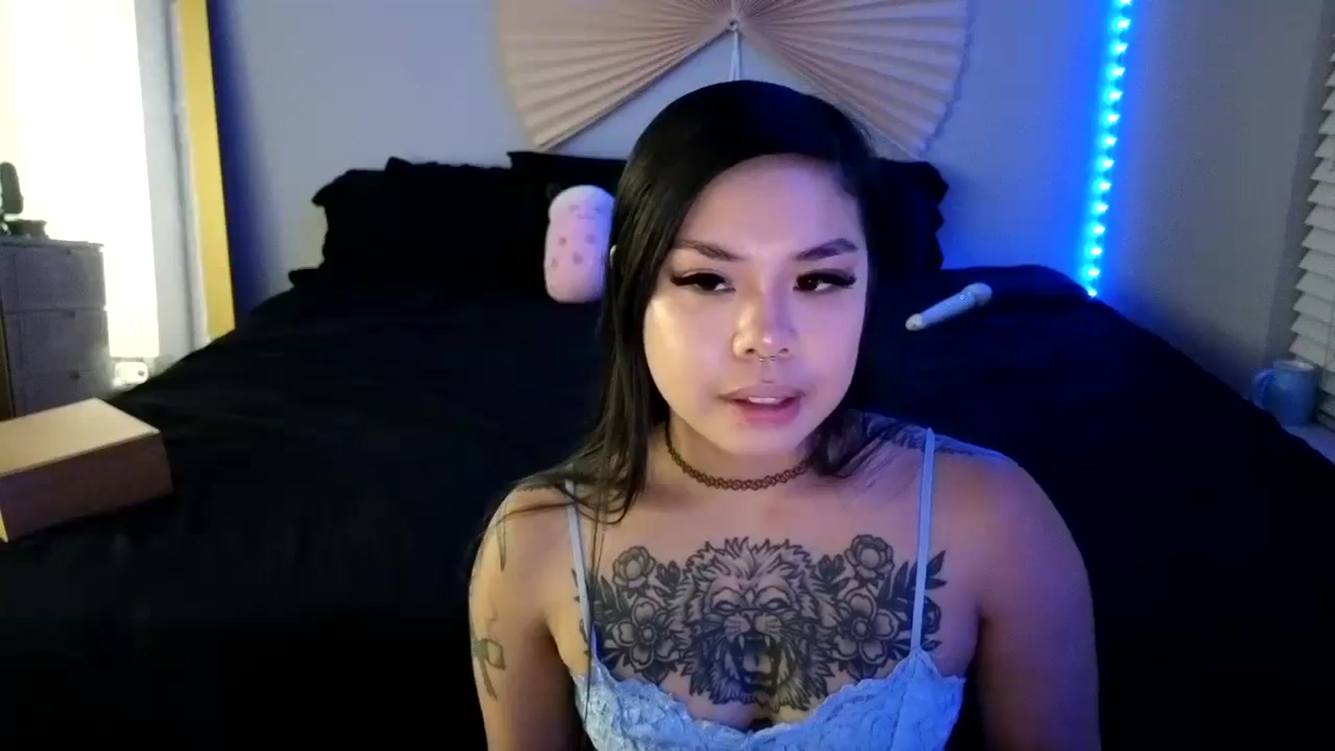 Gallery image thumbnail from dolllface's myfreecams stream on, 08/19/2023, 10:14 image 7 of 20