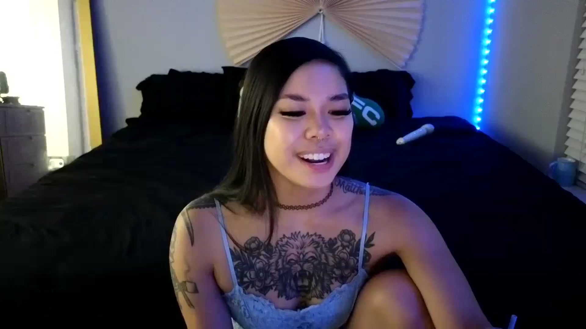 Gallery image thumbnail from dolllface's myfreecams stream on, 08/19/2023, 10:14 image 2 of 20