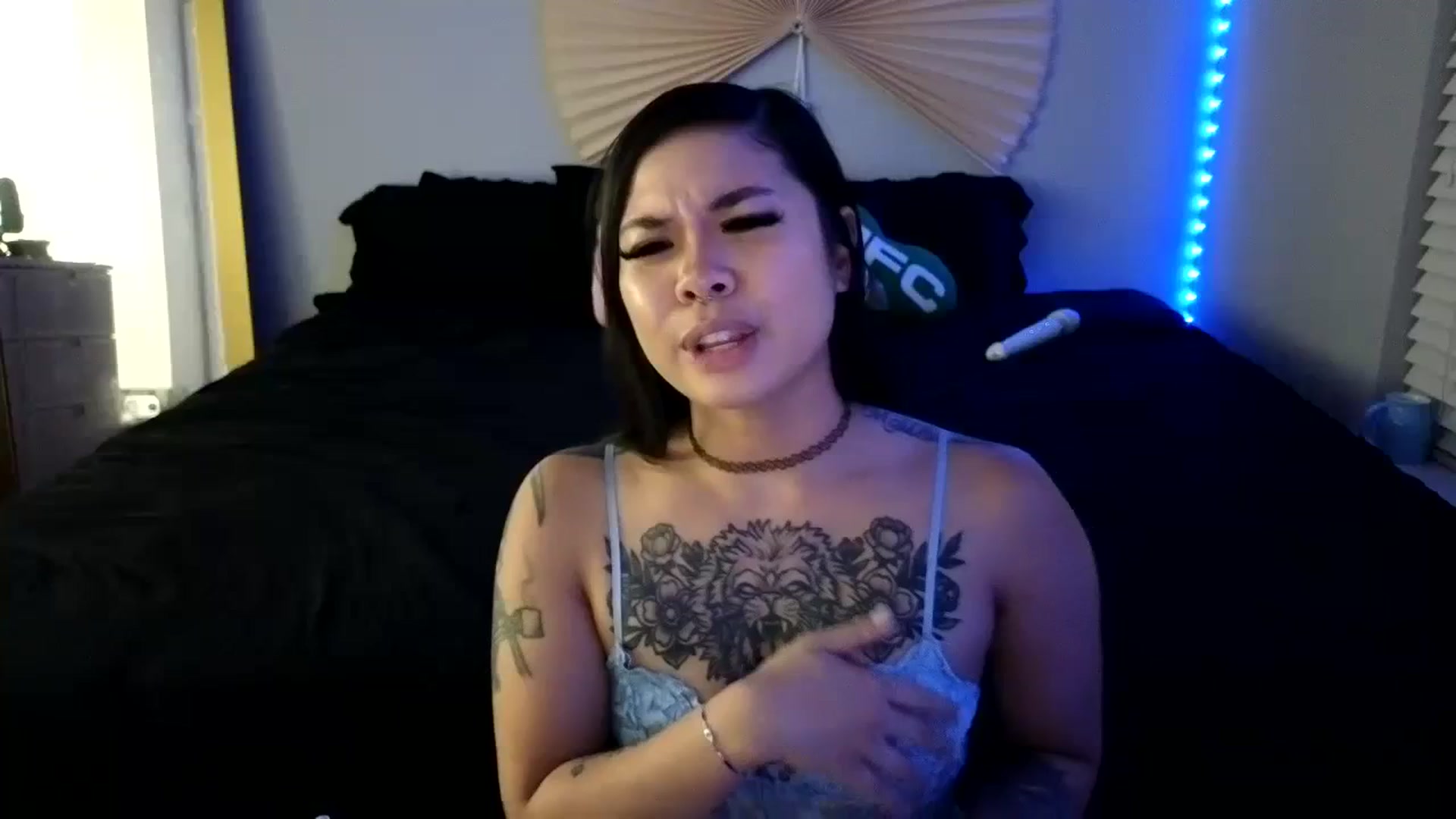 Gallery image thumbnail from dolllface's myfreecams stream on, 08/19/2023, 10:14 image 1 of 20