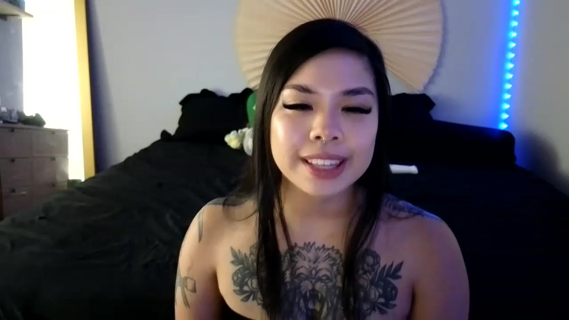 Gallery image thumbnail from dolllface's myfreecams stream on, 08/22/2023, 07:06 image 4 of 20