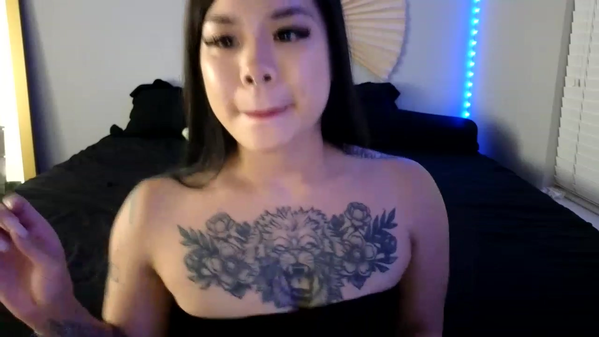 Gallery image thumbnail from dolllface's myfreecams stream on, 08/22/2023, 07:06 image 6 of 20