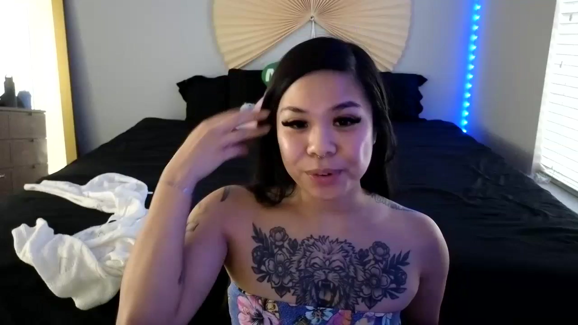 Gallery image thumbnail from dolllface's myfreecams stream on, 08/22/2023, 23:25 image 4 of 20