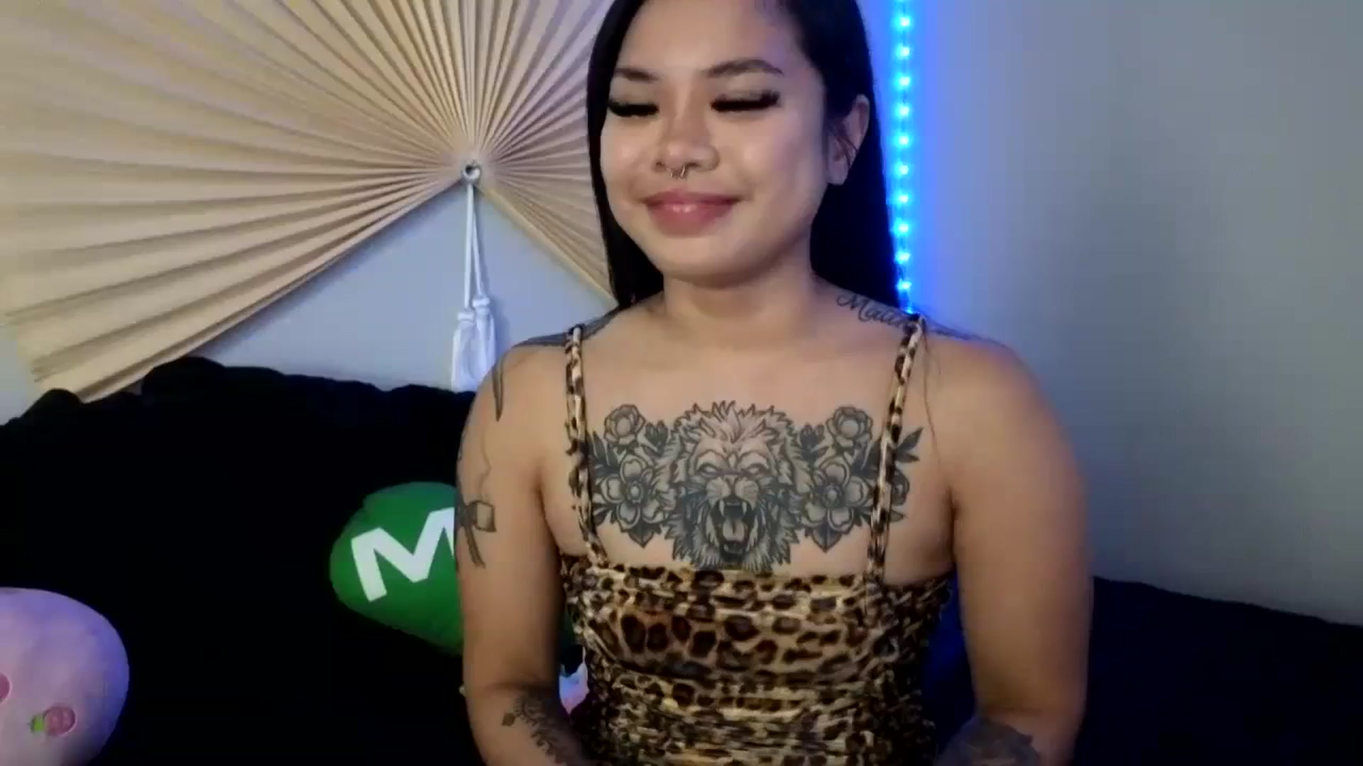 Gallery image thumbnail from dolllface's myfreecams stream on, 08/23/2023, 08:45 image 7 of 20