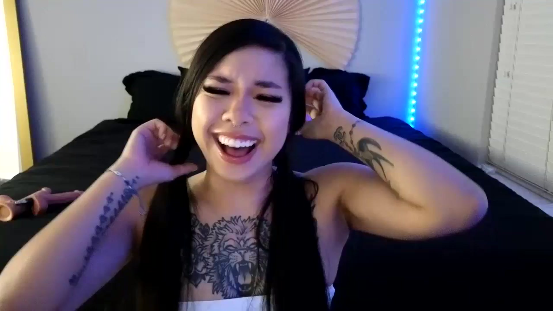 Gallery image thumbnail from dolllface's myfreecams stream on, 08/24/2023, 08:34 image 3 of 20