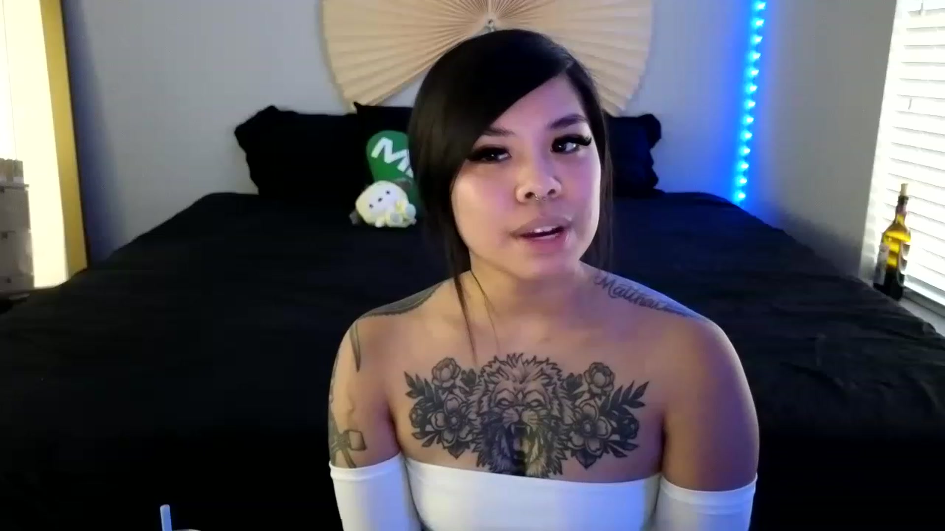 Gallery image thumbnail from dolllface's myfreecams stream on, 08/25/2023, 20:43 image 19 of 20