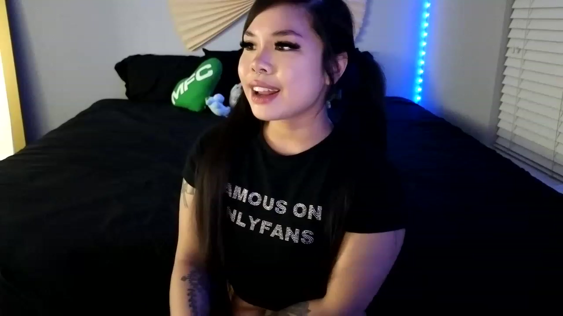 Gallery image thumbnail from dolllface's myfreecams stream on, 08/26/2023, 06:42 image 13 of 20