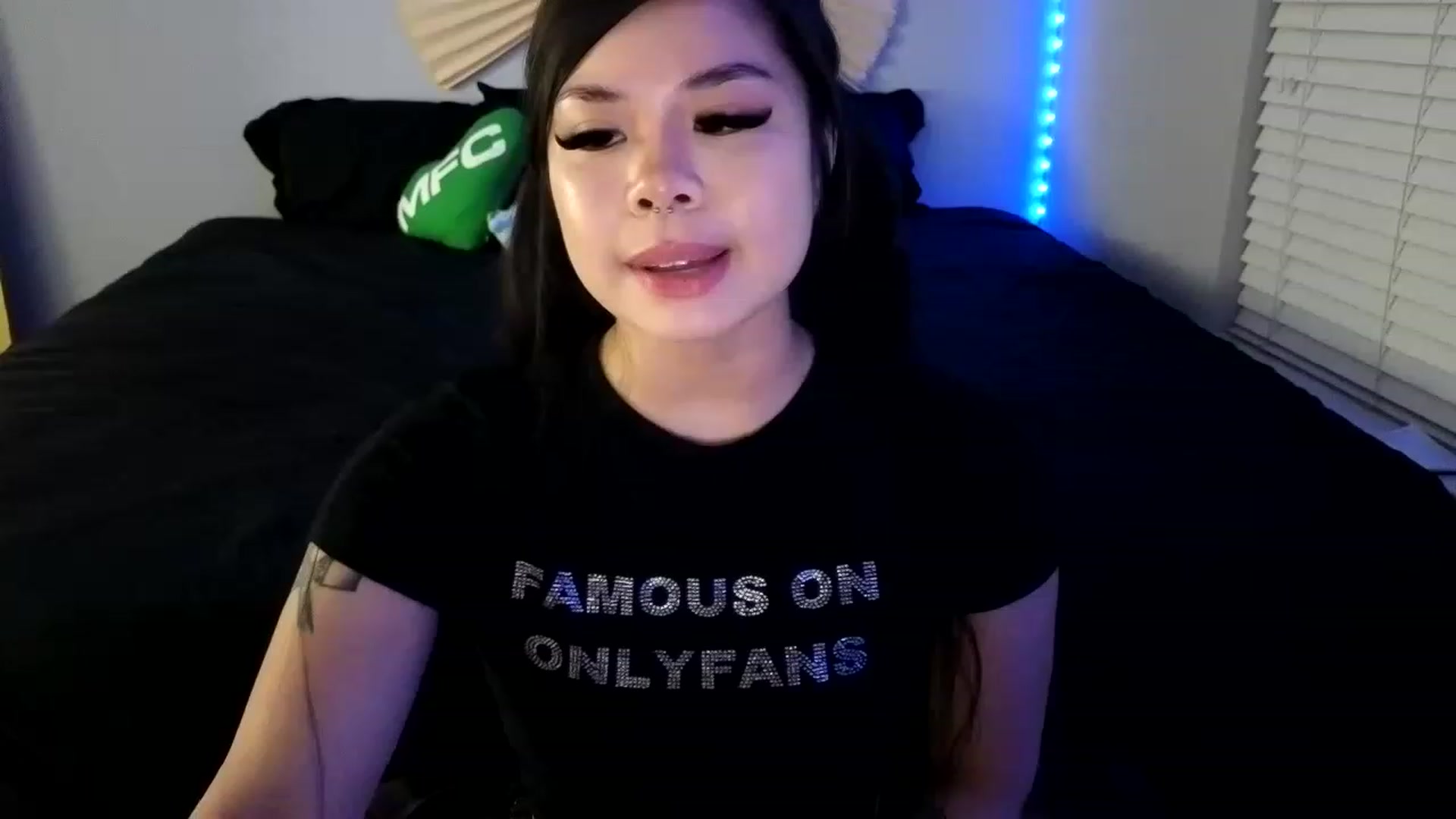 Gallery image thumbnail from dolllface's myfreecams stream on, 08/26/2023, 06:42 image 9 of 20