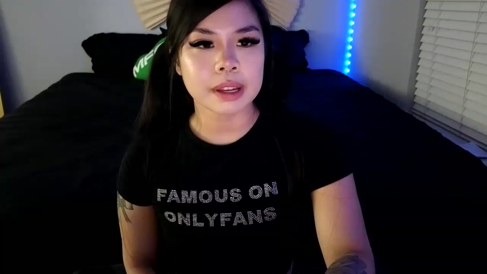 Gallery image thumbnail from dolllface's myfreecams stream on, 08/26/2023, 06:42 image 10 of 20