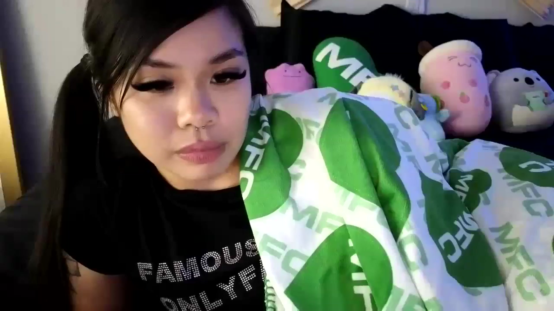 Gallery image thumbnail from dolllface's myfreecams stream on, 08/26/2023, 10:00 image 19 of 20