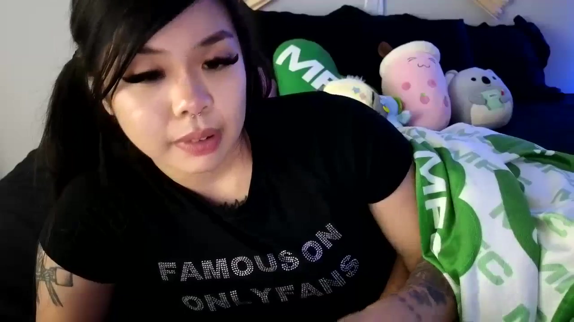 Gallery image thumbnail from dolllface's myfreecams stream on, 08/26/2023, 10:00 image 11 of 20