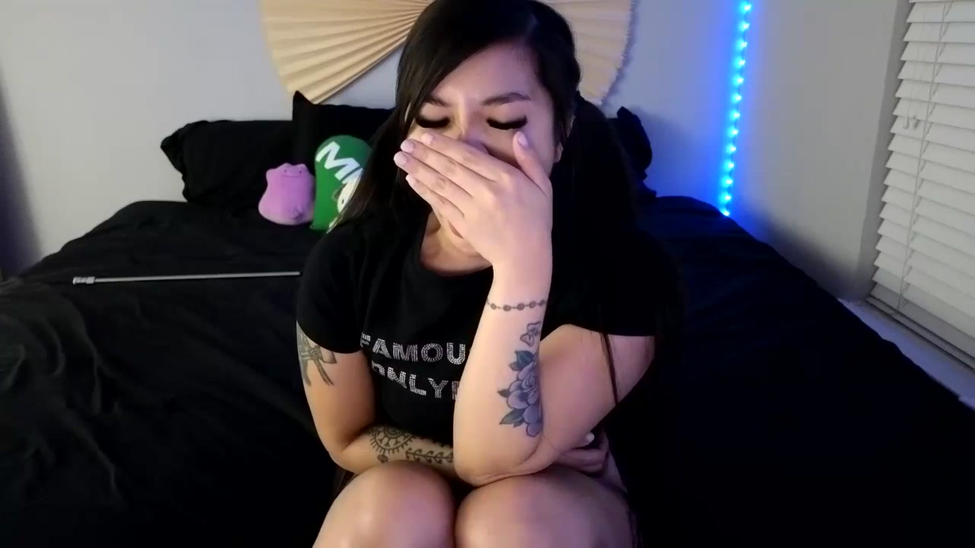 Gallery image thumbnail from dolllface's myfreecams stream on, 08/26/2023, 10:00 image 4 of 20