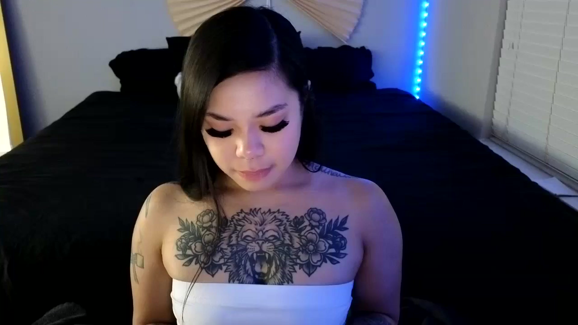 Gallery image thumbnail from dolllface's myfreecams stream on, 08/27/2023, 09:55 image 2 of 20