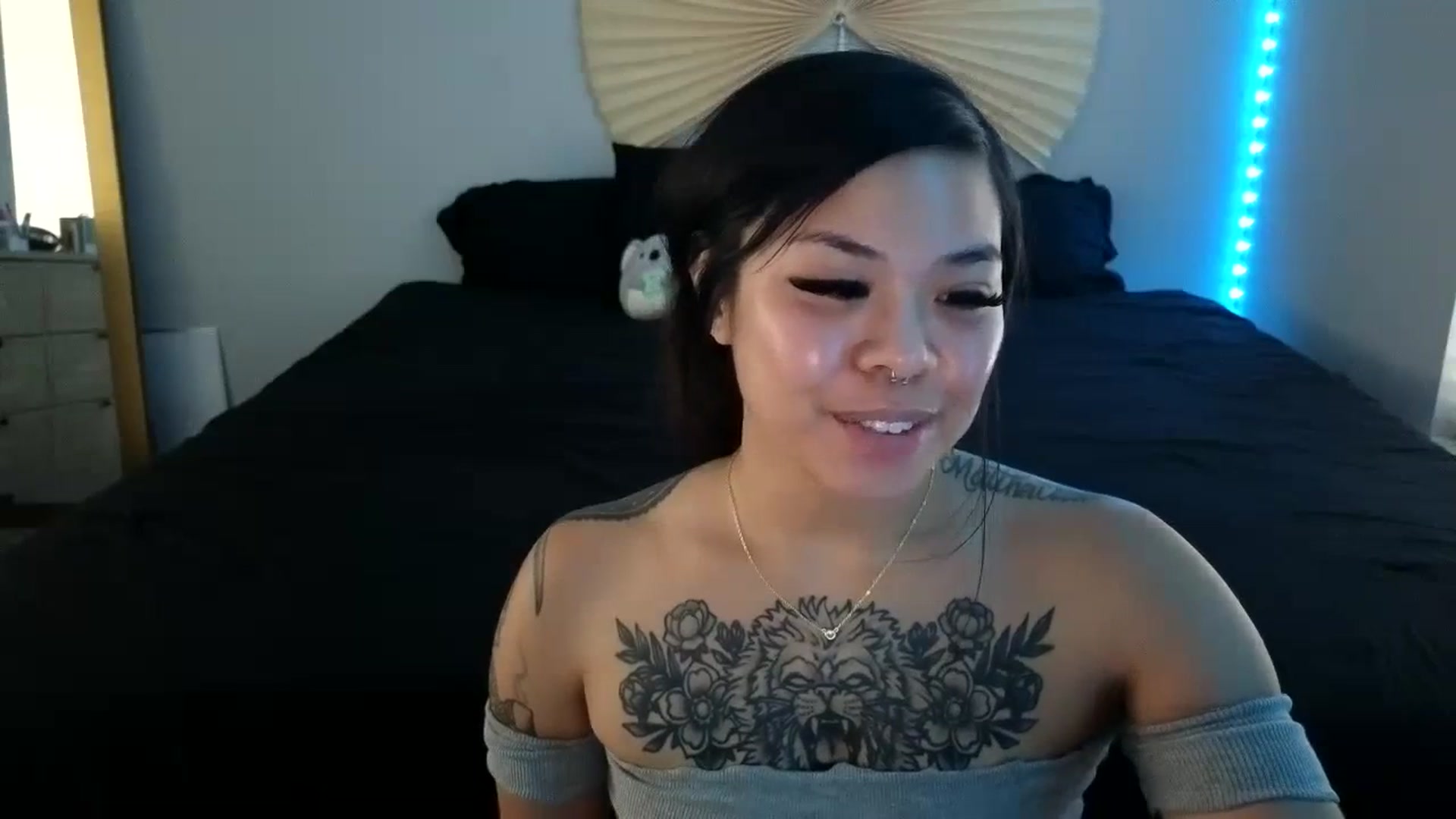 Gallery image thumbnail from dolllface's myfreecams stream on, 08/27/2023, 20:57 image 3 of 20