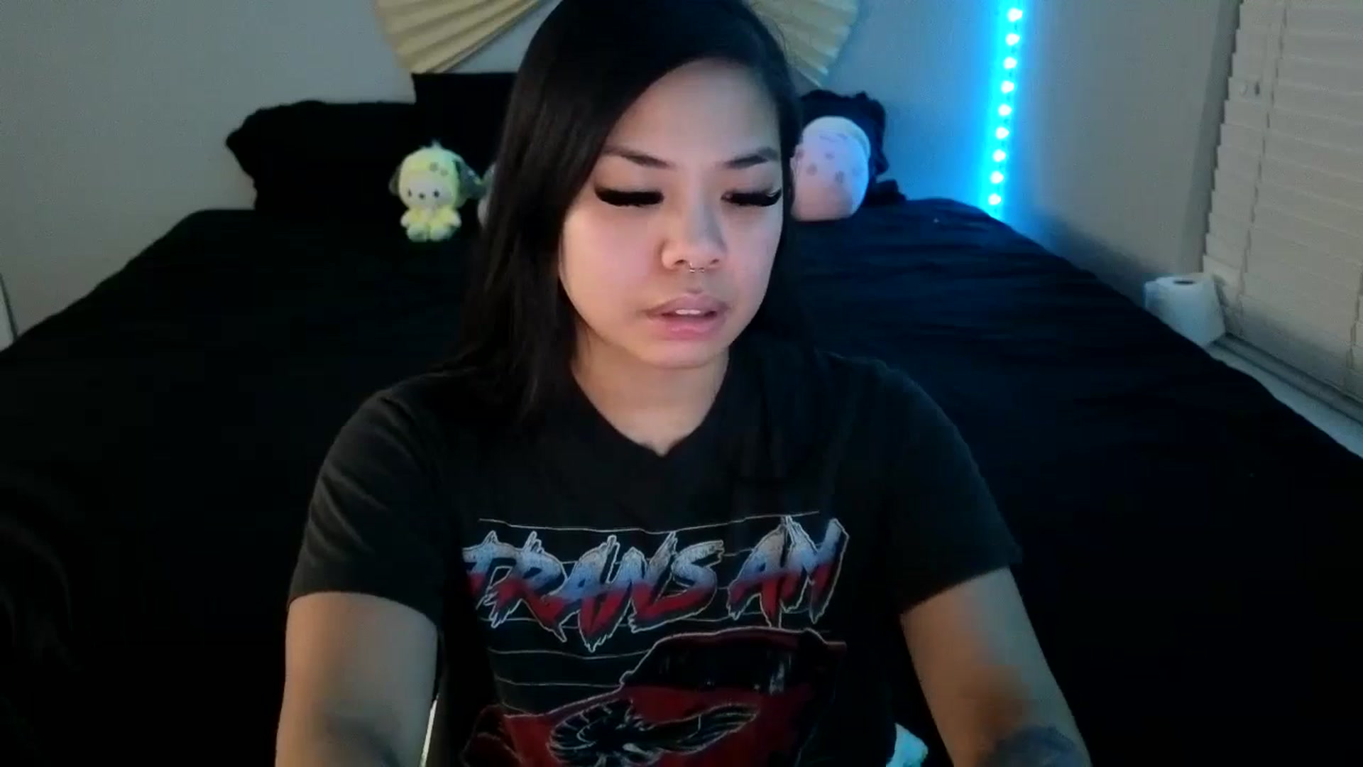 Gallery image thumbnail from dolllface's myfreecams stream on, 08/28/2023, 09:27 image 2 of 20