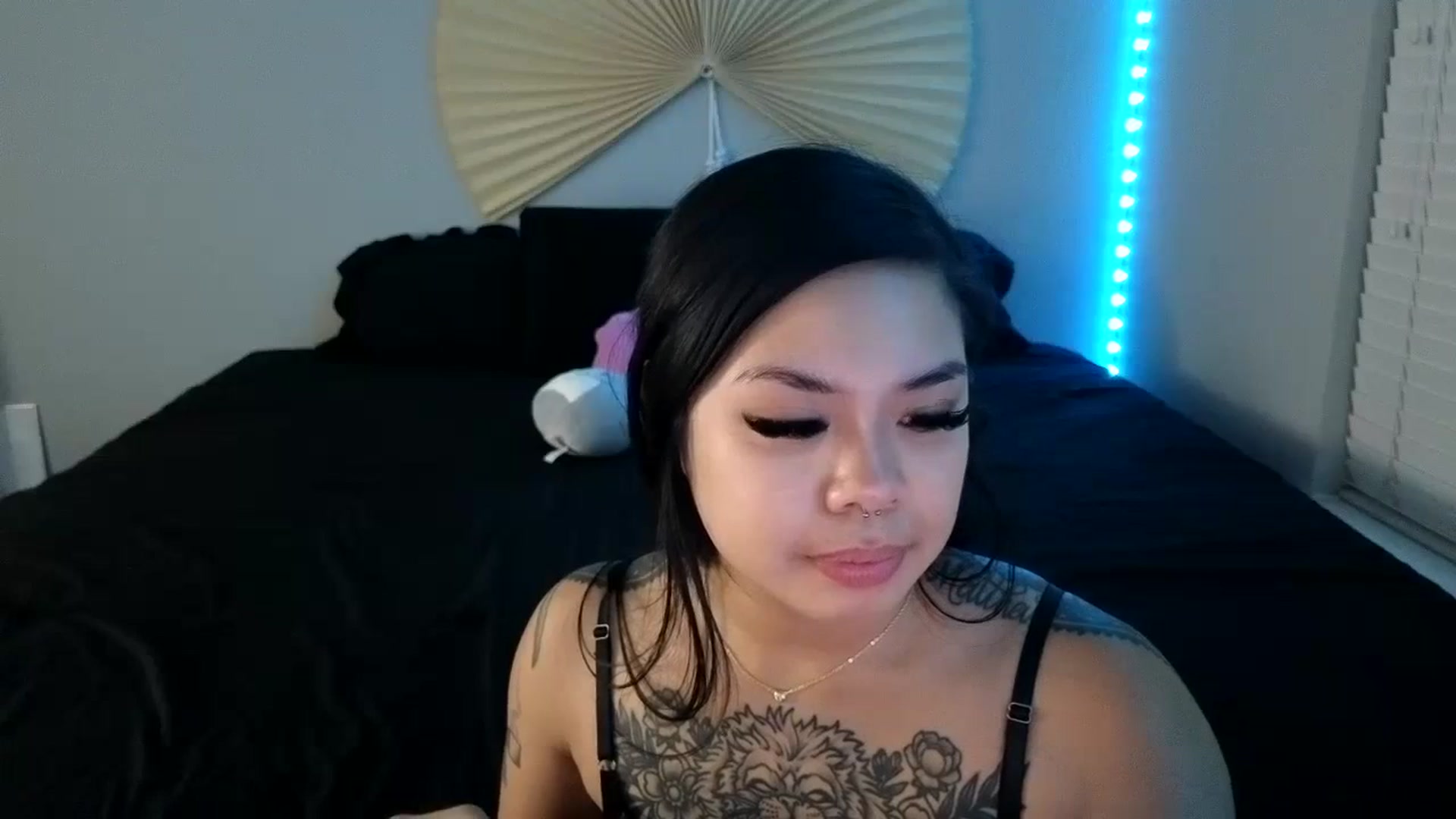 Gallery image thumbnail from dolllface's myfreecams stream on, 08/29/2023, 06:59 image 10 of 20