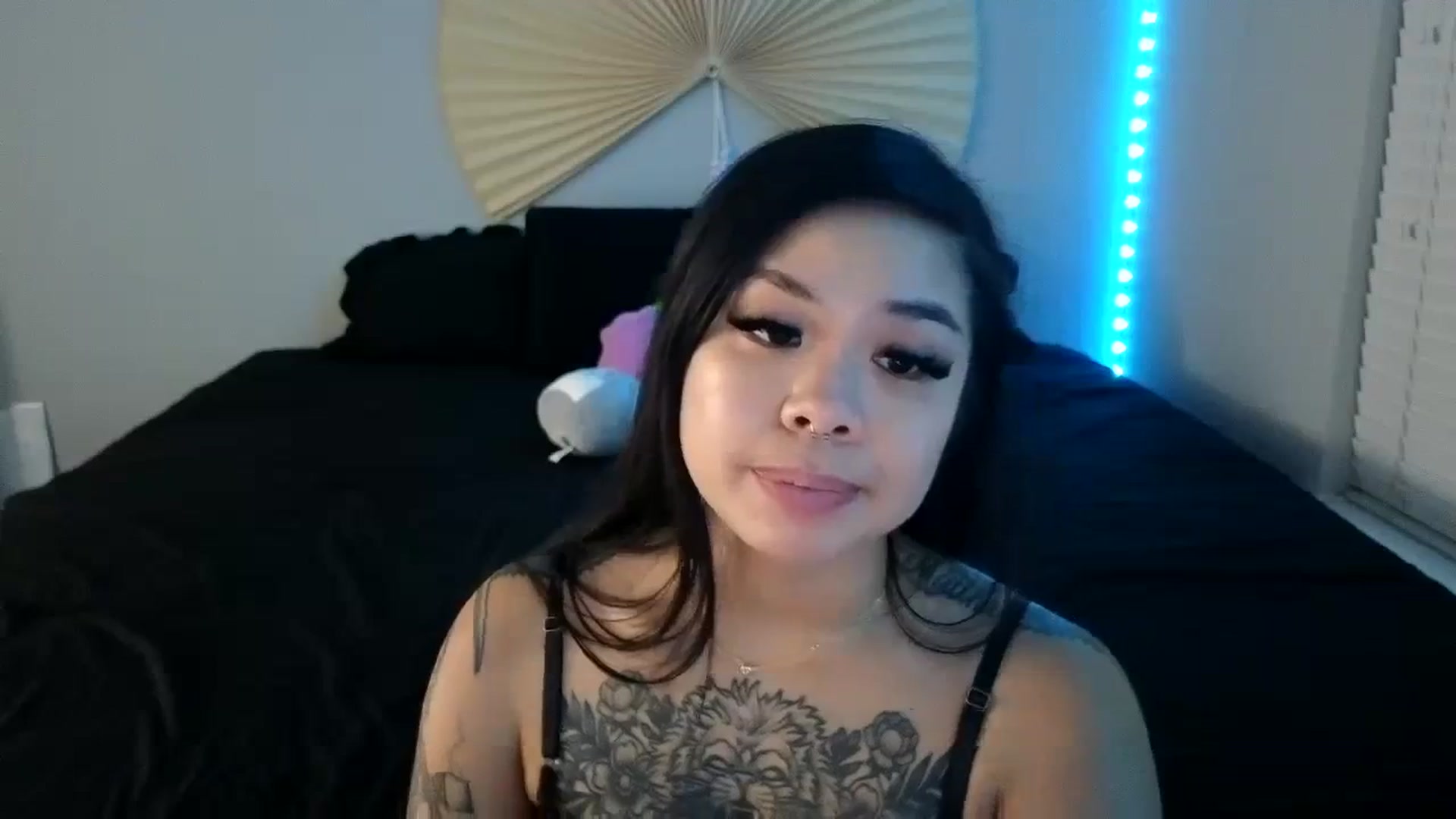 Gallery image thumbnail from dolllface's myfreecams stream on, 08/29/2023, 06:59 image 12 of 20