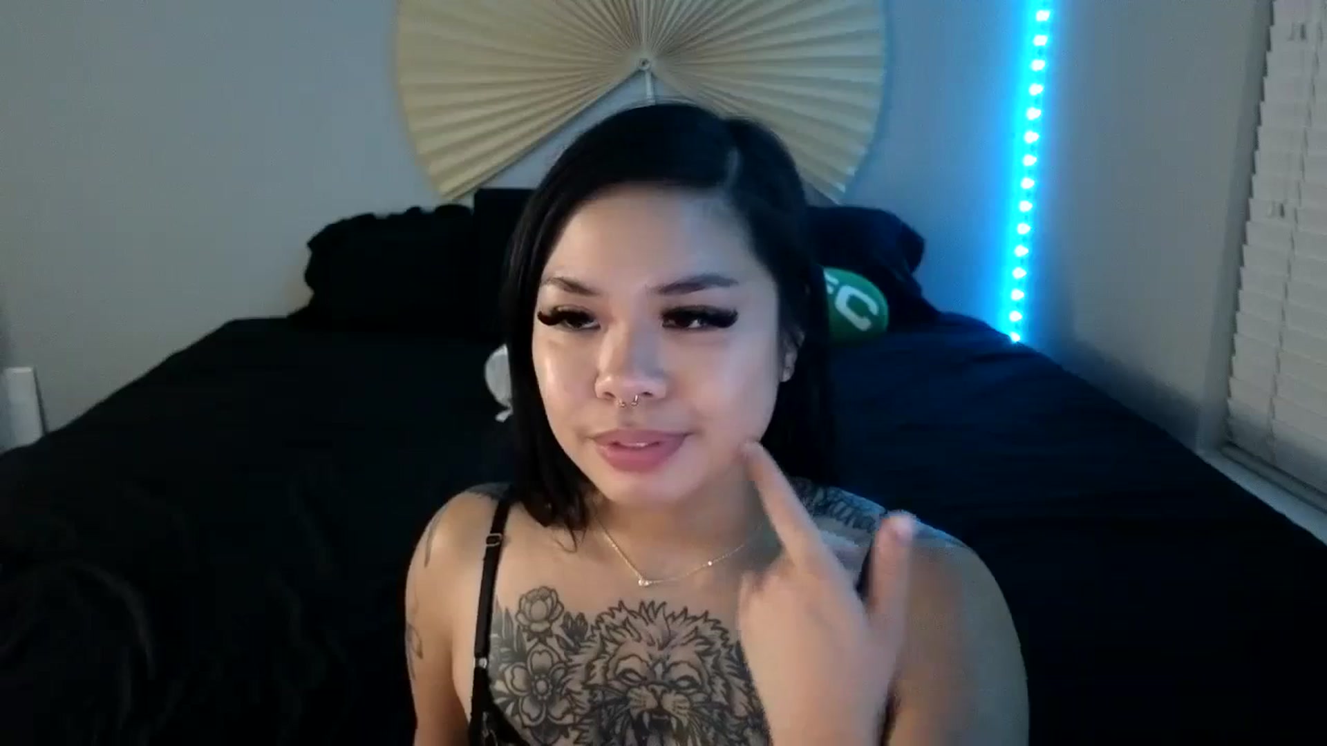 Gallery image thumbnail from dolllface's myfreecams stream on, 08/29/2023, 06:59 image 6 of 20