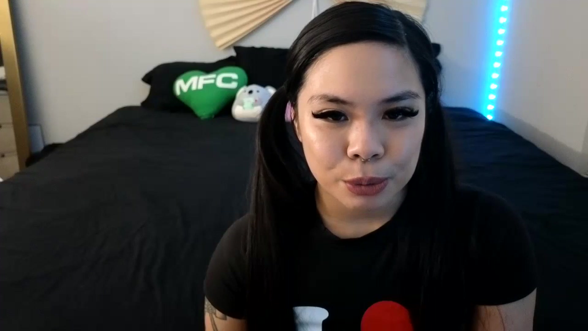 Gallery image thumbnail from dolllface's myfreecams stream on, 09/23/2023, 09:48 image 20 of 20