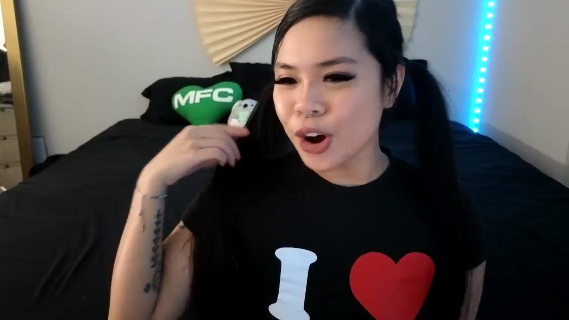 Gallery image thumbnail from dolllface's myfreecams stream on, 09/23/2023, 11:04 image 10 of 20